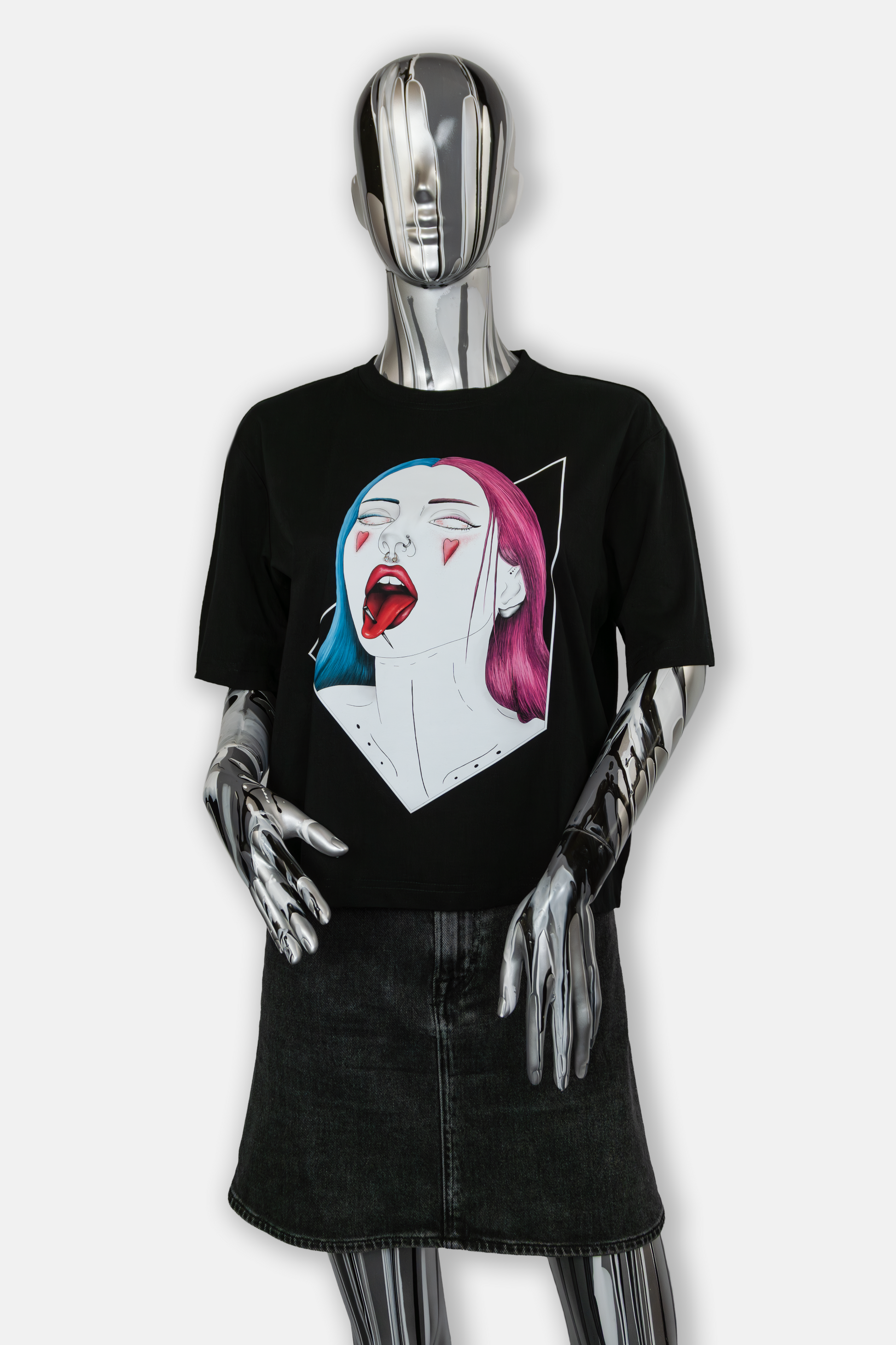 Female mannequin wearing Pair of Hearts Pierced Edition on black T-shirt